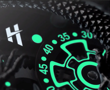 将图片加载到图库查看器,Lucky Harvey Dragon Automatic Watch