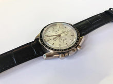 Load image into Gallery viewer, Omega Speedmaster Professional Apollo XI 25th Anniversary White Gold 500 LE 3692.30