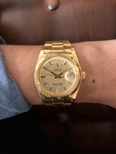 将图片加载到图库查看器,Rolex Day-Date 1803 Linen Dial