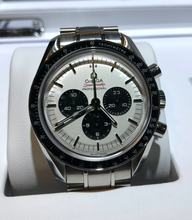 Load image into Gallery viewer, Omega Speedmaster Tokyo Olympics 2020 Panda 522.30.42.30.04.001