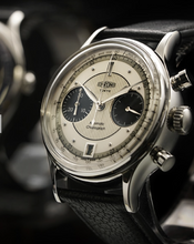 Load image into Gallery viewer, Kurono Toyko (Chrono) Chronograph White Dial for Japan Domestic Market 50 piece limited