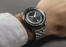 Load image into Gallery viewer, Ming 18.01 H41 ON BRACELET