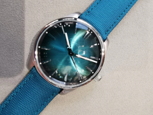 Load image into Gallery viewer, H.Moser & Cie. Pioneer Centre Seconds Mega Cool Blue Lagoon 3200-1214