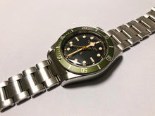 Load image into Gallery viewer, Tudor Black Bay Harrods 79230G