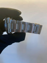 Load image into Gallery viewer, Rolex Submariner Date 1680 Perfect Dial