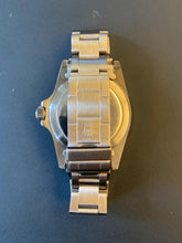 Load image into Gallery viewer, Rolex Submariner Date 1680 Perfect Dial