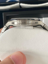 Load image into Gallery viewer, Czapek Passage de Drake Viridian Green LE 50 piece