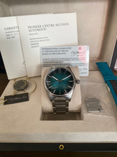 Load image into Gallery viewer, H.Moser & Cie. Pioneer Centre Seconds Mega Cool Blue Lagoon 3200-1214