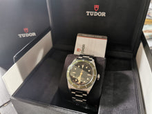Load image into Gallery viewer, Tudor Black Bay Harrods 79230G