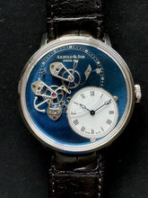 Load image into Gallery viewer, Arnold &amp; Son DSTB White Gold in Blue
