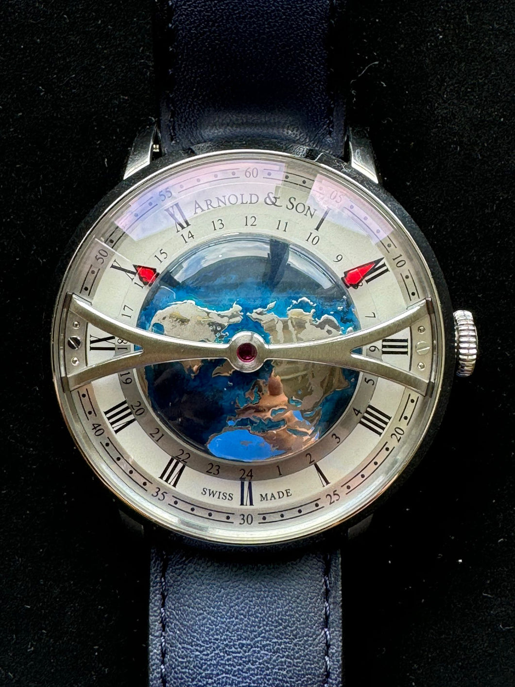 Arnold & Son Globetrotter