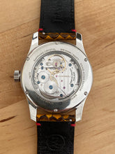 Load image into Gallery viewer, Dumoreau DM02 Hong Kong Edition
