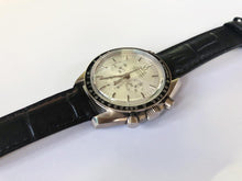 Load image into Gallery viewer, Omega Speedmaster Professional Apollo XI 25th Anniversary White Gold 500 LE 3692.30
