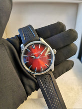 Load image into Gallery viewer, H.Moser &amp; Cie. PIONEER CENTRE SECONDS SWISS MAD RED
