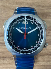 Load image into Gallery viewer, H.Moser &amp; Cie. Streamliner Flyback Chronograph Blue 6902-1201
