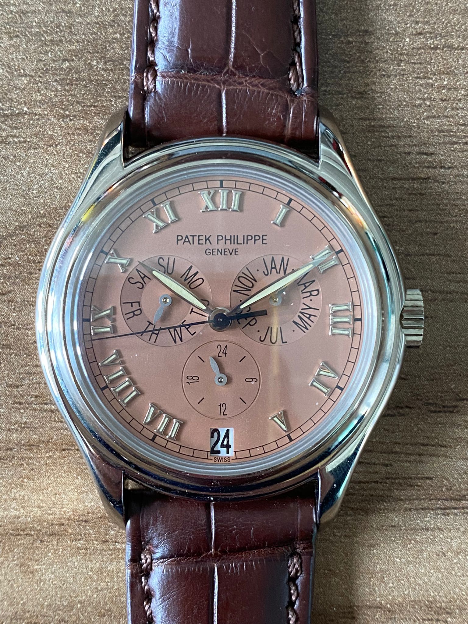 Patek 5035g outlet salmon dial