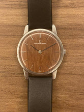 Load image into Gallery viewer, Universal Genève Vintage Wood Dial
